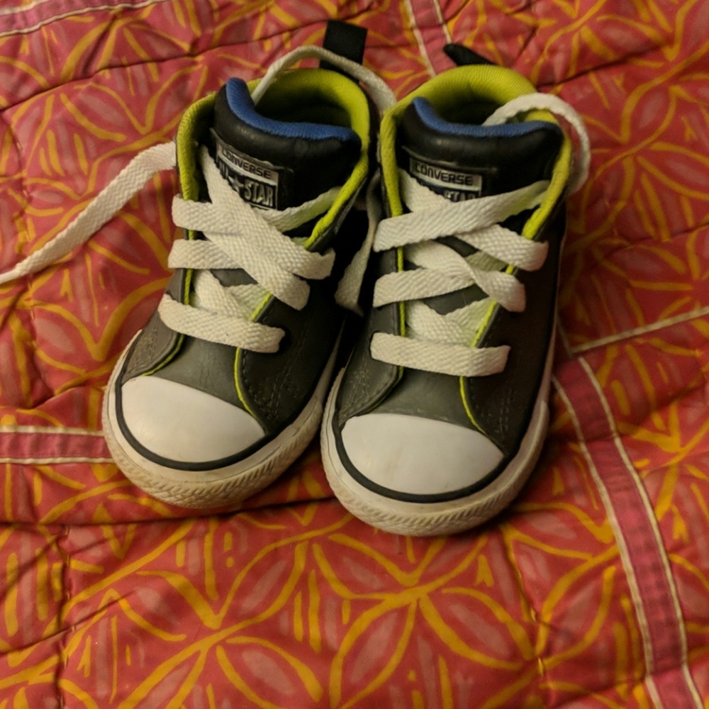 GUC converse high tops